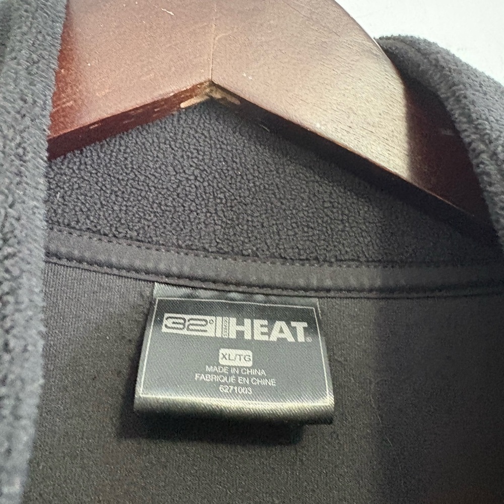 32 Heat Black Fleece Pullover XL - Picture 3 of 4